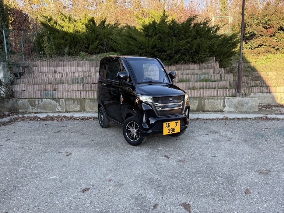 Vând RDB mașină electrică fără permis 25km la oră