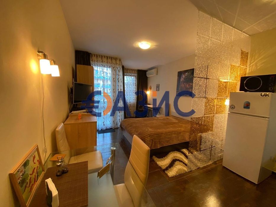 Продава се Едностаен апартамент в Несебър - 40 кв.м за 1413 €/кв.м - Снимка #1