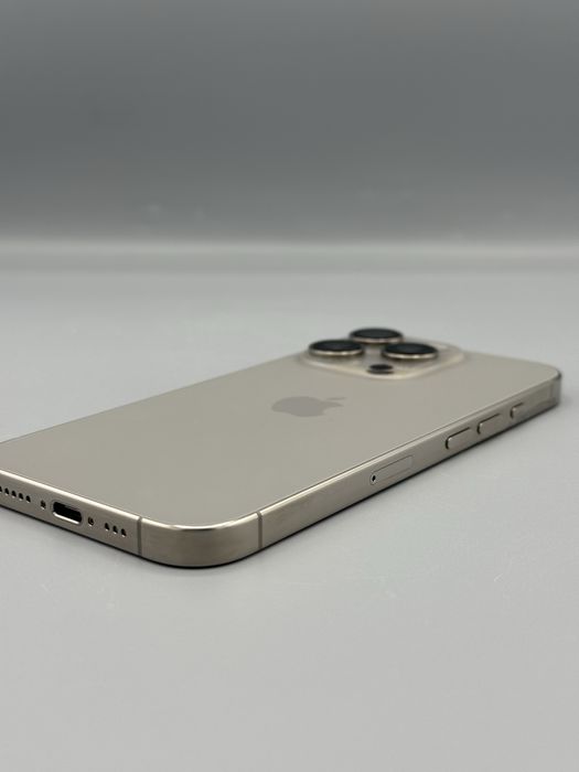 iPhone 16 Pro | 256 GB | Baterie 100% | 10 Cicluri | Natural Titanium