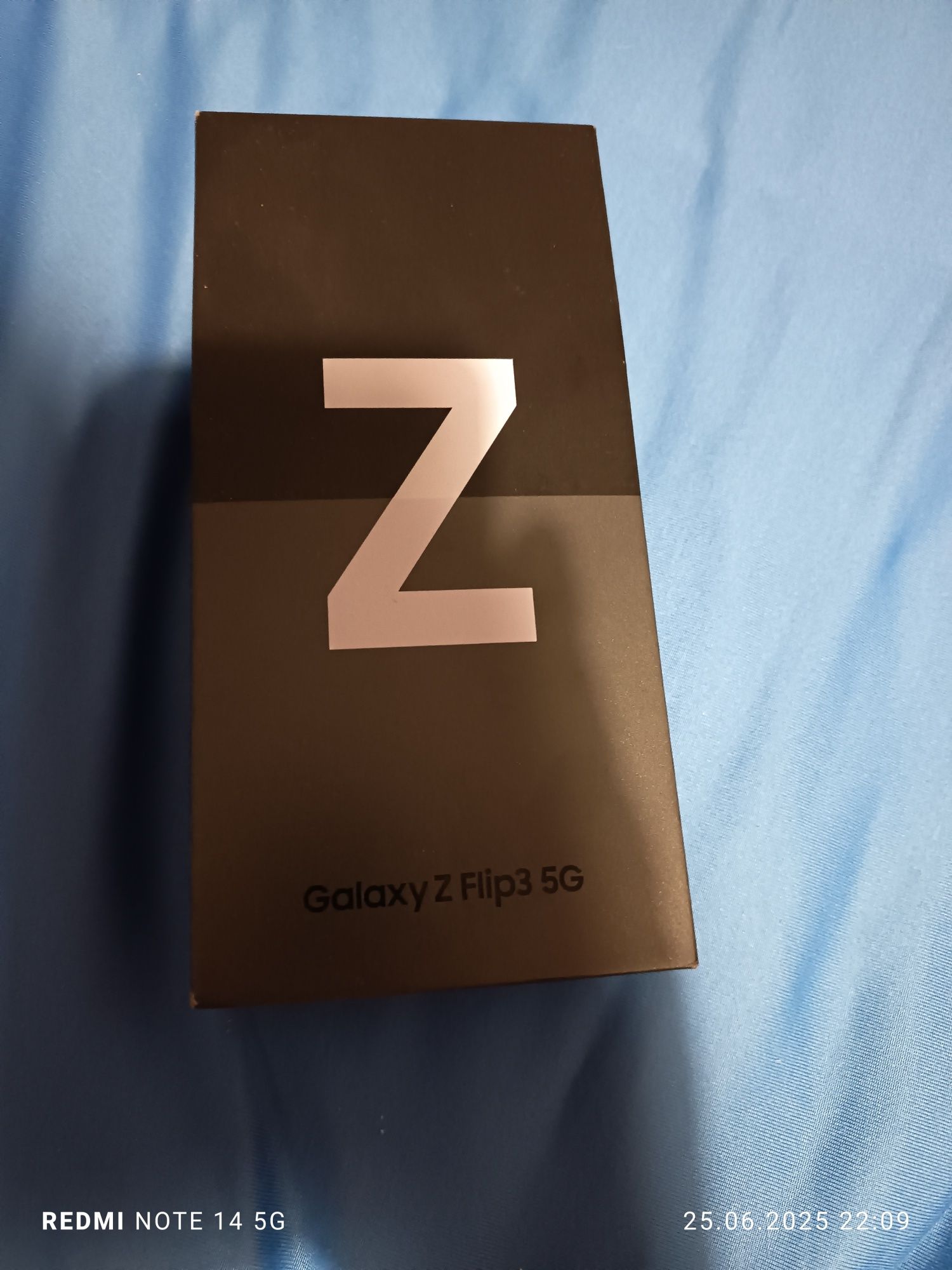 Samsung galaxy Z flip 3