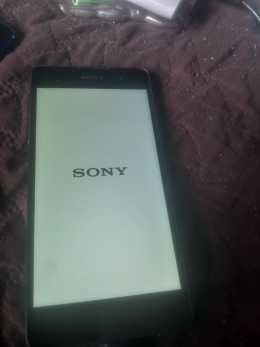 Telefon sony functional