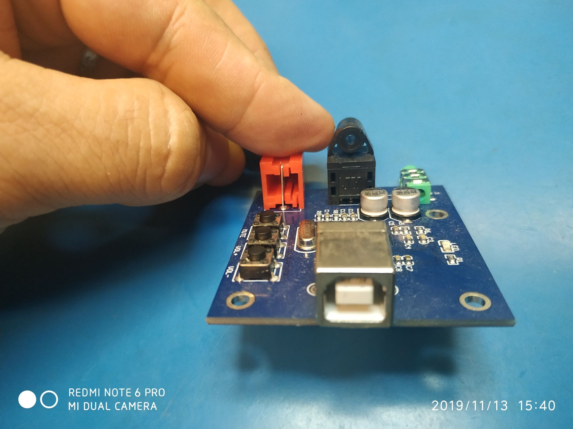 Placa de sunet externa ieșire coaxial optic