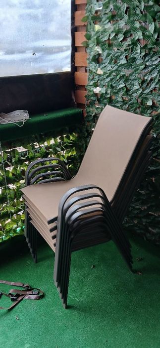 Masa cu scaune pentru foisor