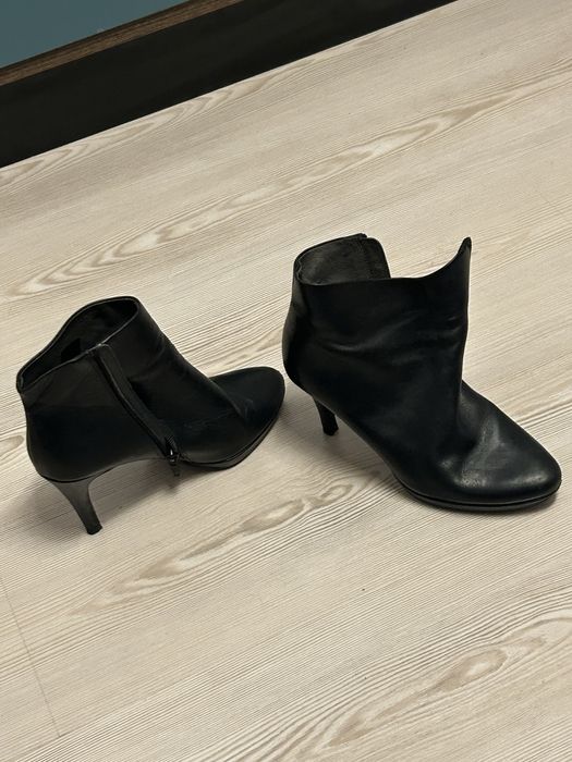 Botine elegante din piele naturală Staccato