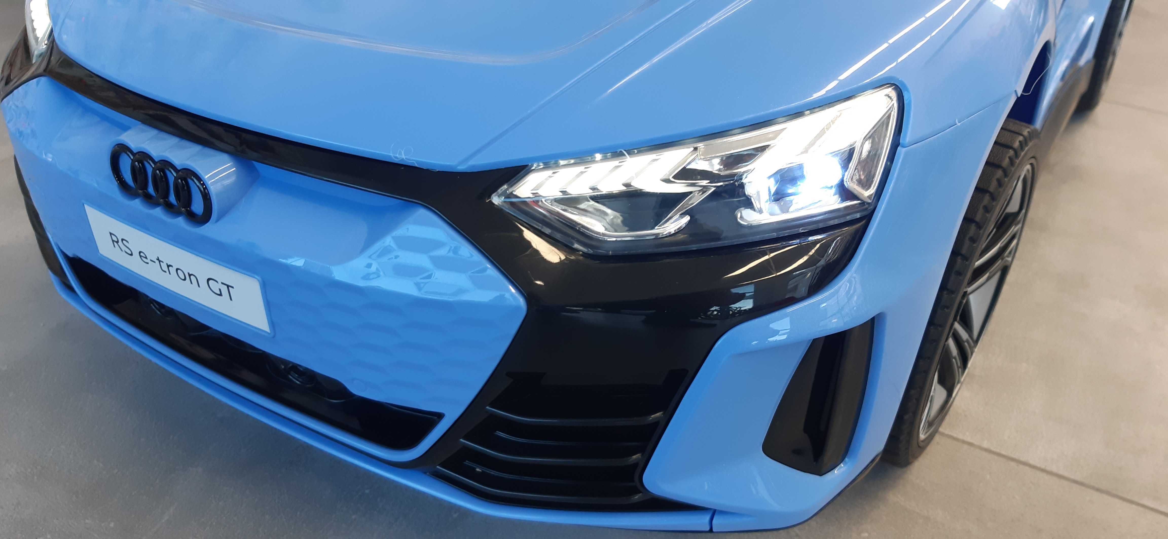 Акумулатотна кола AUDI RS E-TRON