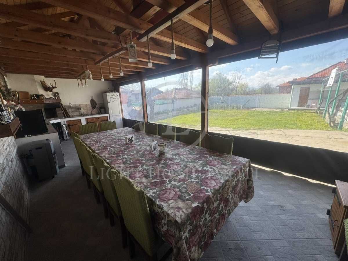 Продава се Къща в с. Дълбок извор, Област Пловдив - 124 кв.м за 741 €/кв.м - Снимка #16