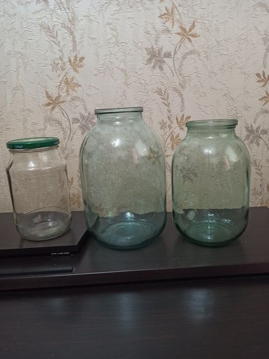 Продам банки б/у.