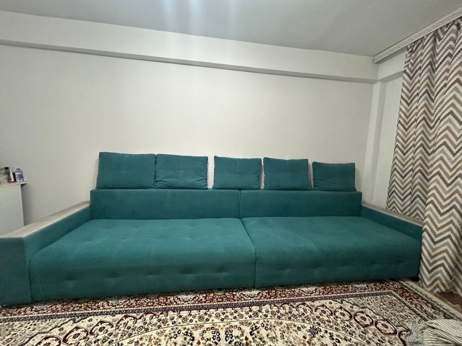 Продам диван и ковер