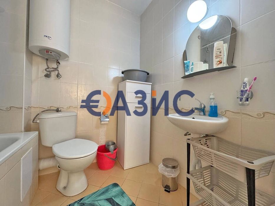 Продава се Двустаен апартамент в Свети Влас - 55 кв.м за 1491 €/кв.м - Снимка #8