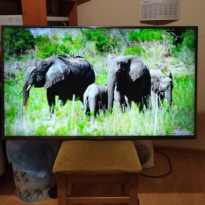 47" смарт  телевизор ЛЖ