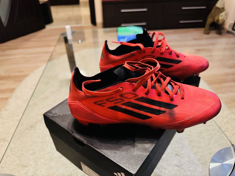 Ghete de fotbal Adidas F50 PRO FG