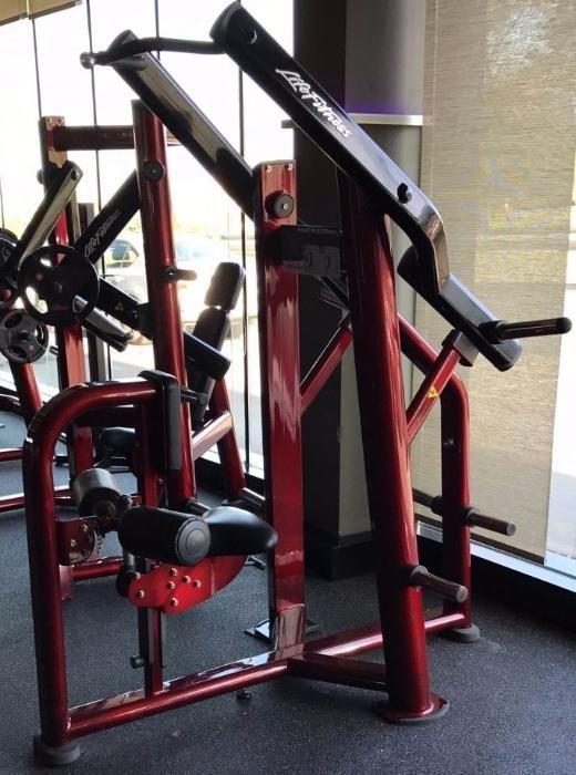 Фитнес уред Life Fitness Signature Plate-Loaded Series Front Pulldown