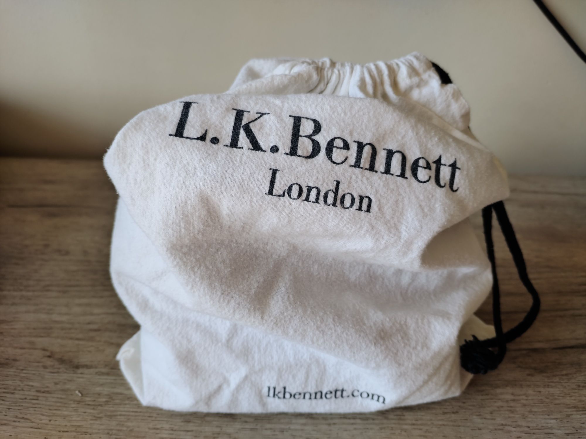 Синя чанта като нова на L. K. Bennett