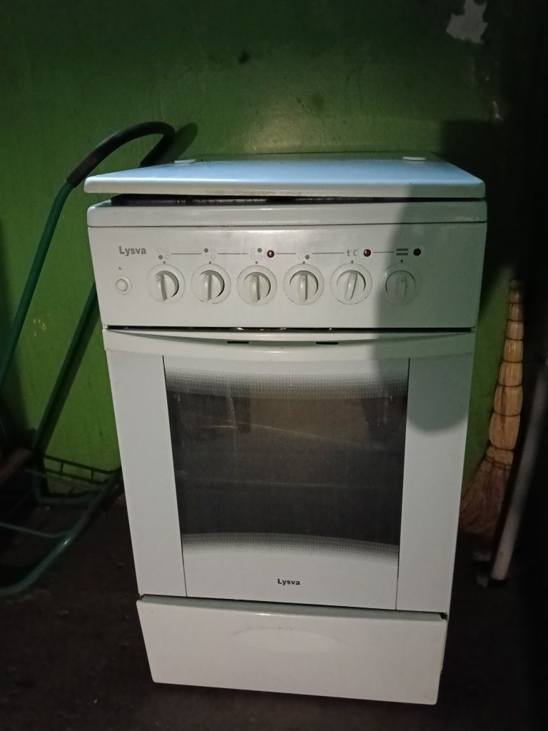 Продаю Плиту срочно