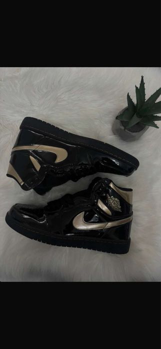 Jordan 1 high og gold