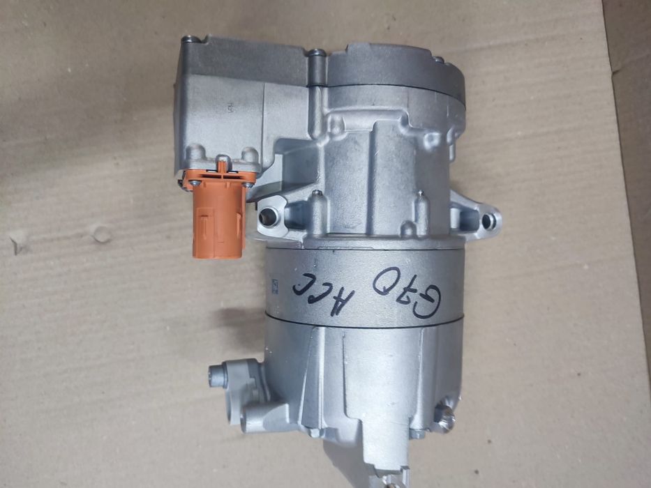 Compresor AC Bmw seria 5 G60 7 G70 U11 U10 U06 PHEV