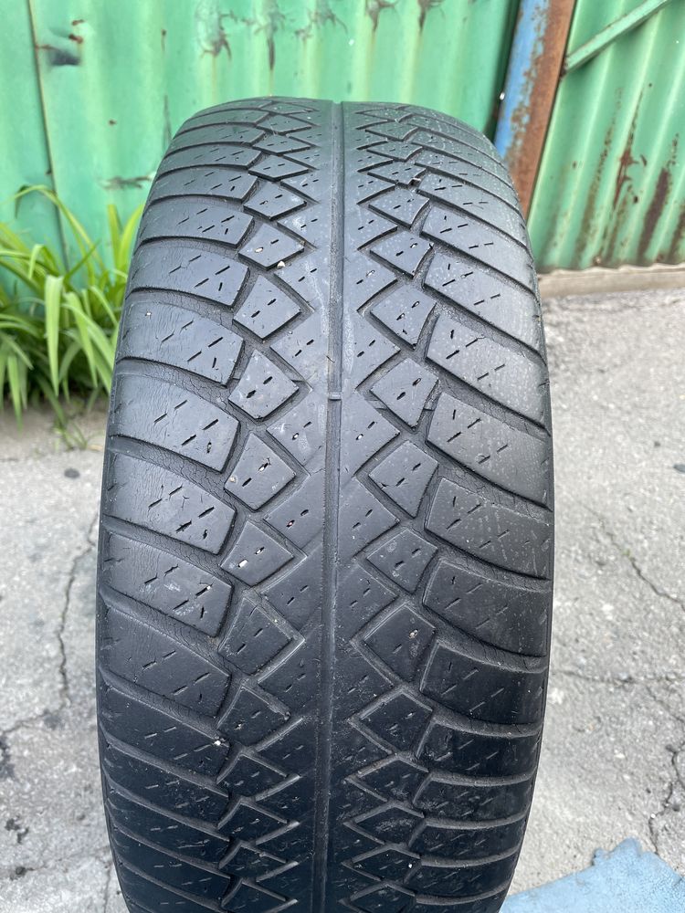 Одна шина на запаску 215/60R16