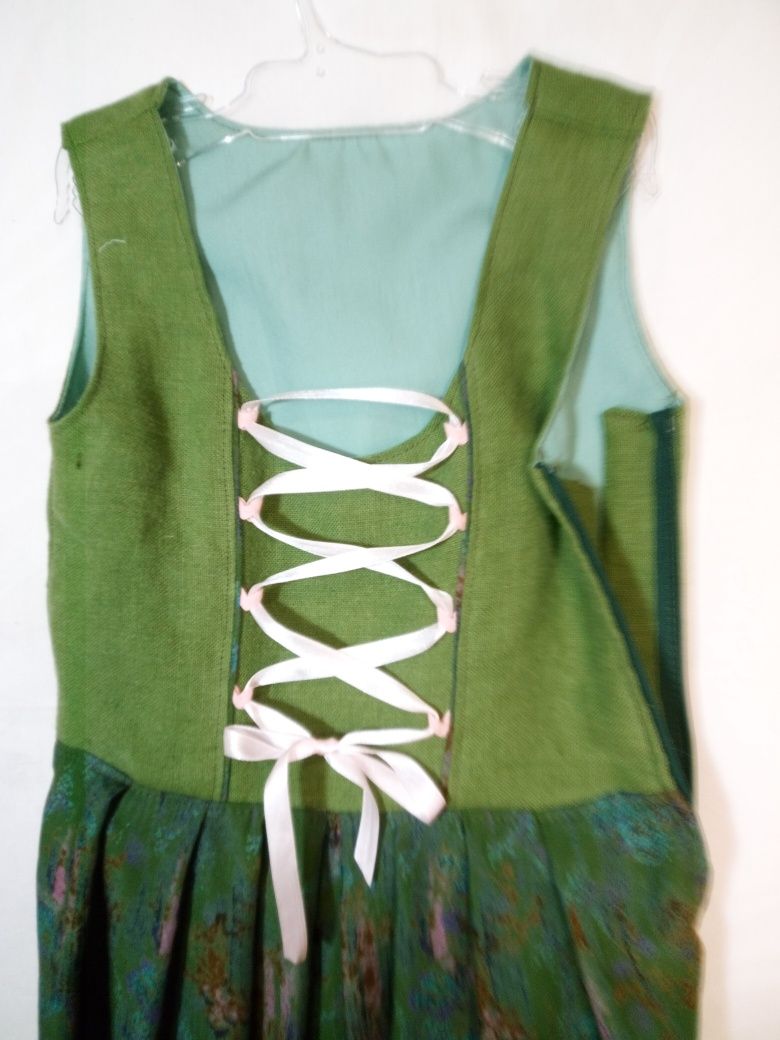 Dirndl fetițe Nr.104-116 cm  5-6 ani Sarafan tirolez  Rochie bavareza