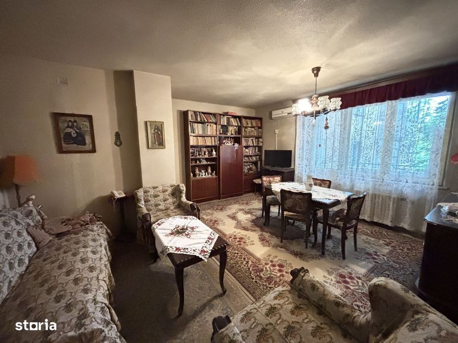 Apartament Magheru / Romana