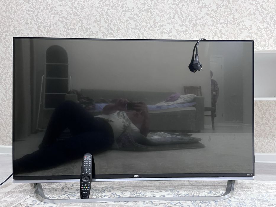 Телевизор Smart TV — готов к просмотру Netflix и YouTube