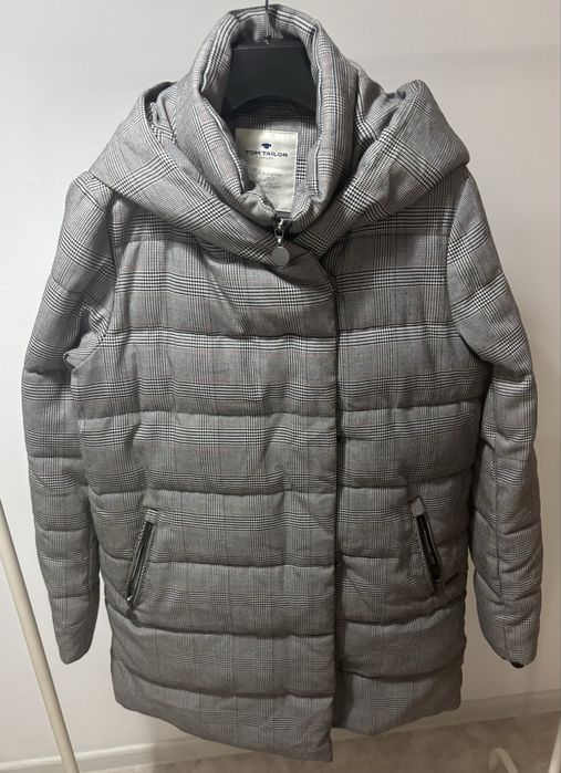 Куртки женские:  зимняя б/у, в отличном состоянии, на весну и осень