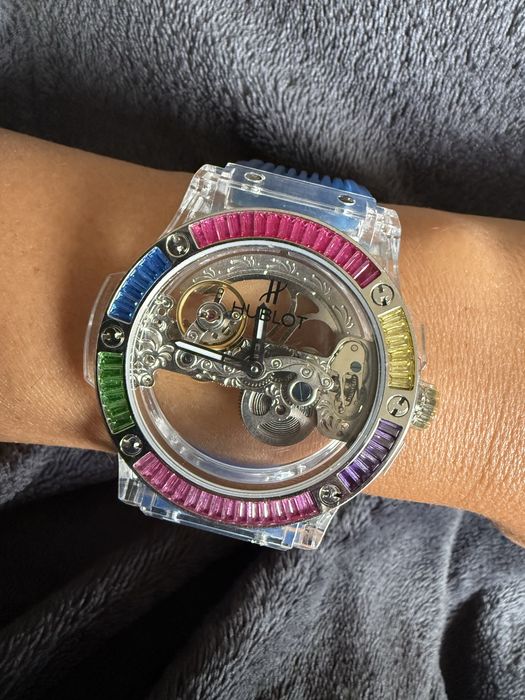 Hublot rainbow часовник