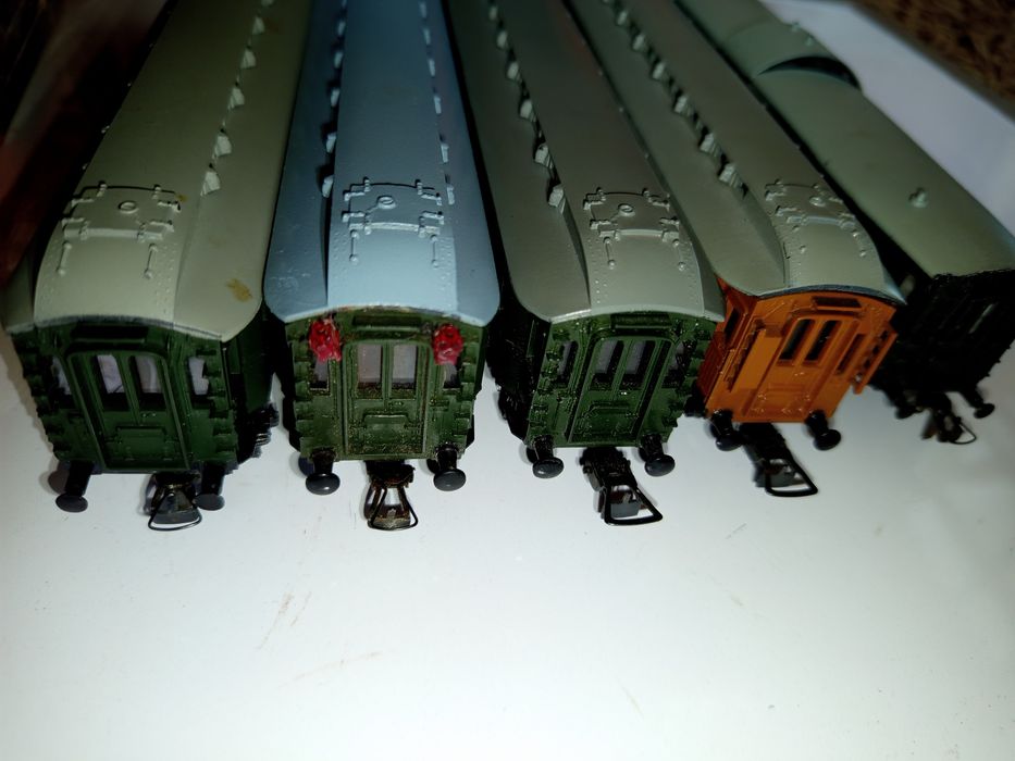Set vagoane călători HO Schicht iluminate trenulețe diorama Piko