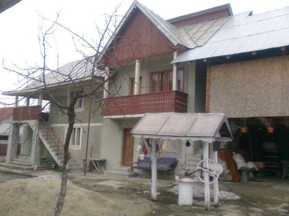 Casa de vânzare P+1+anexe, Turceni-Gorj