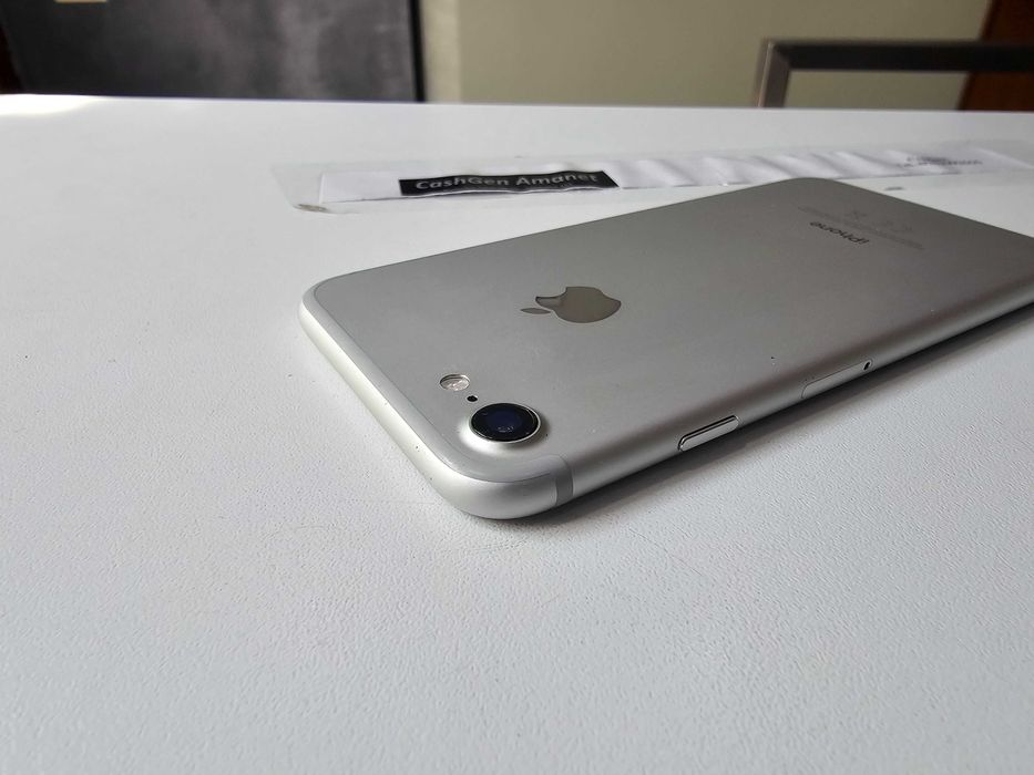 Iphone 7 impecabile Magazin CashGen