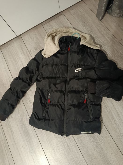 Зимно яке Nike 10 г.