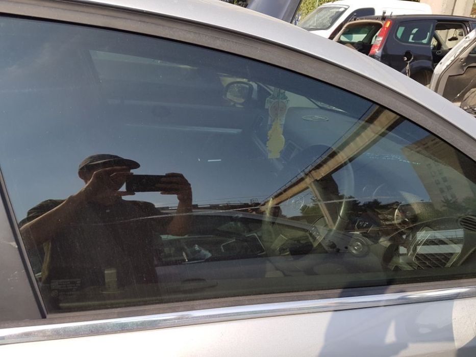 Geam Culisant Usa / Portiera Dreapta Fata Opel Vectra C 2005 - 2008