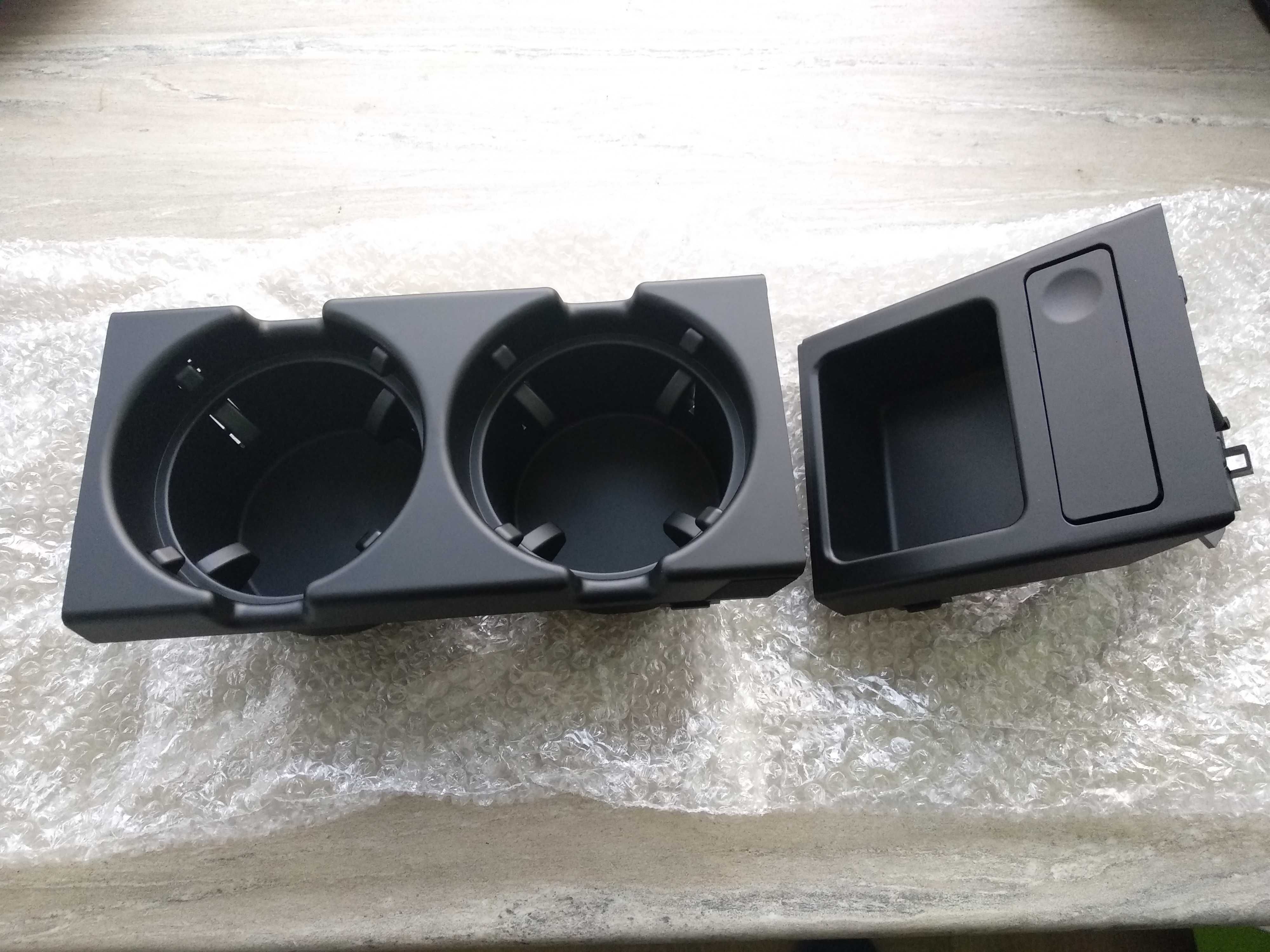 къпхолдър за БМВ Е46 с монетник cupholder bmw e46