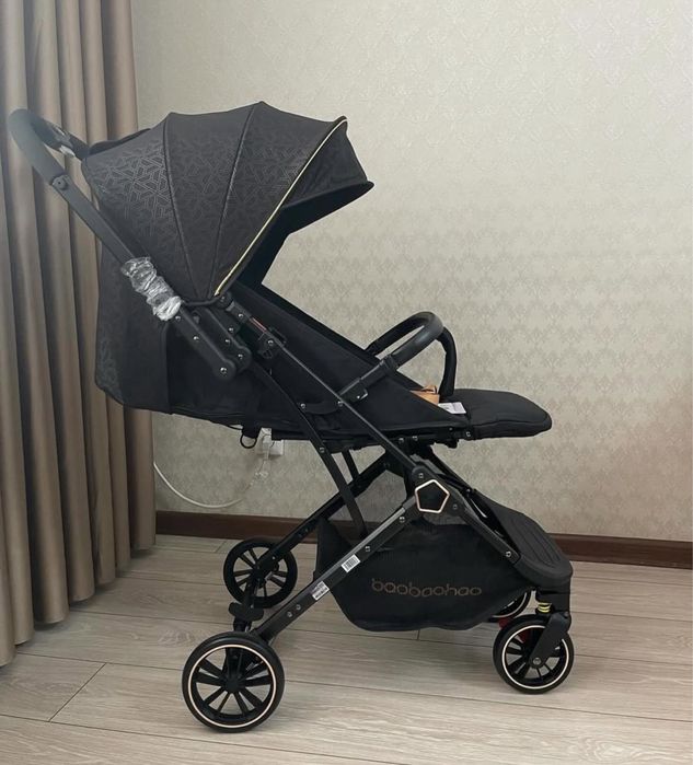 Продам прогулочную коляску