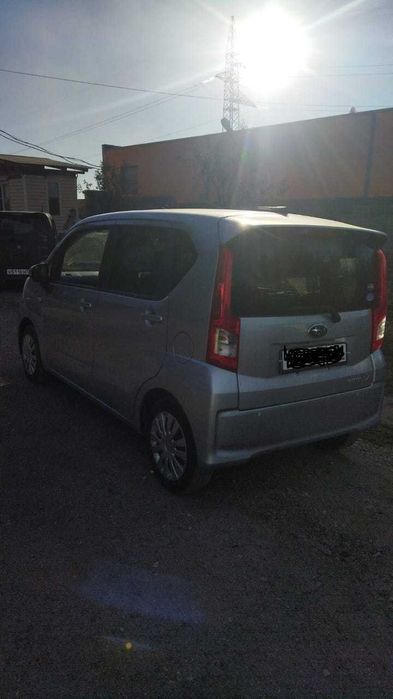 Автомобиль Subaru Stella