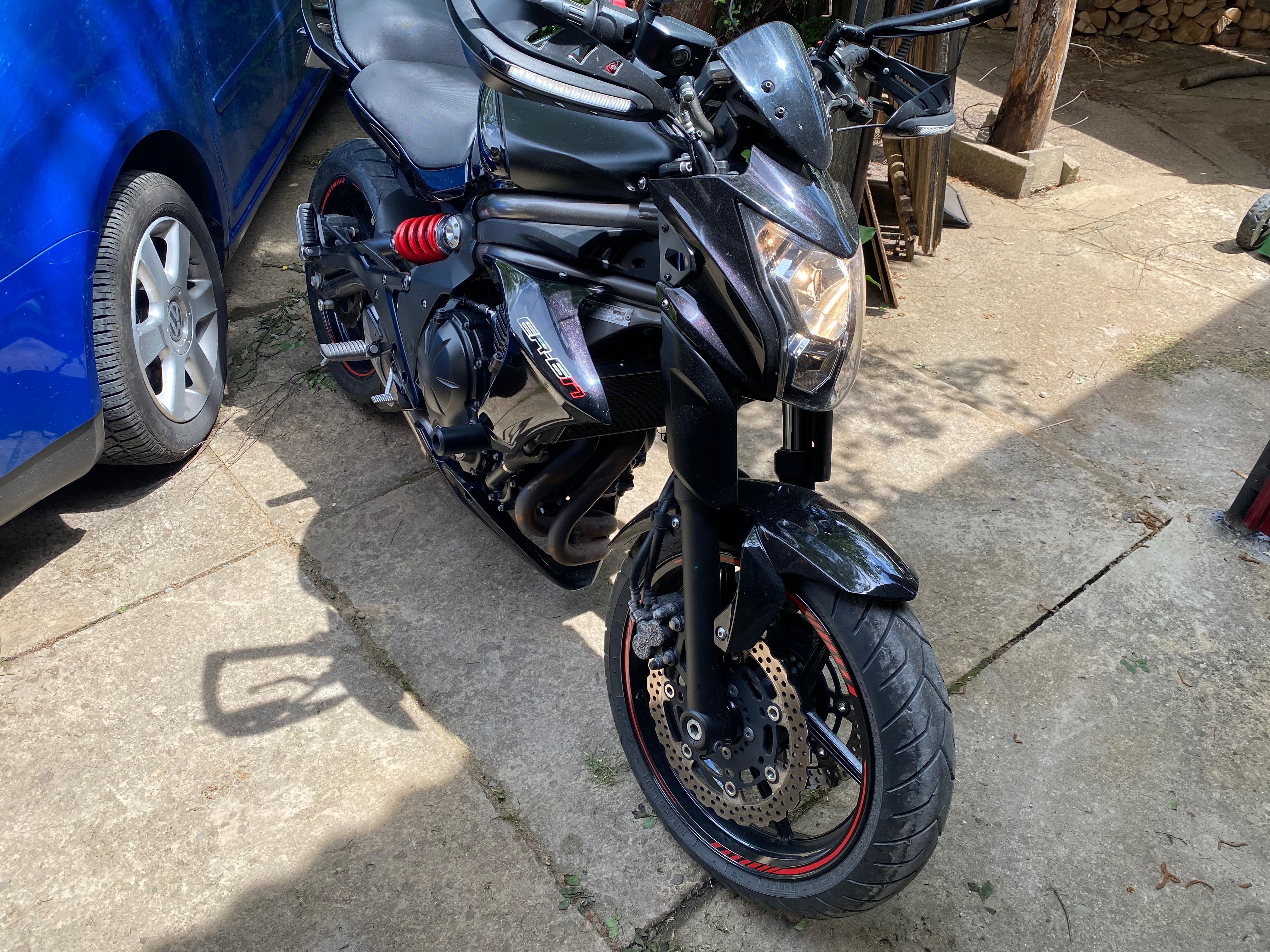Kawasaki er6-N 2012