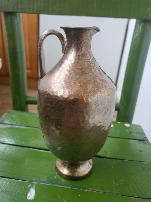 Антикварна сребърна каничка