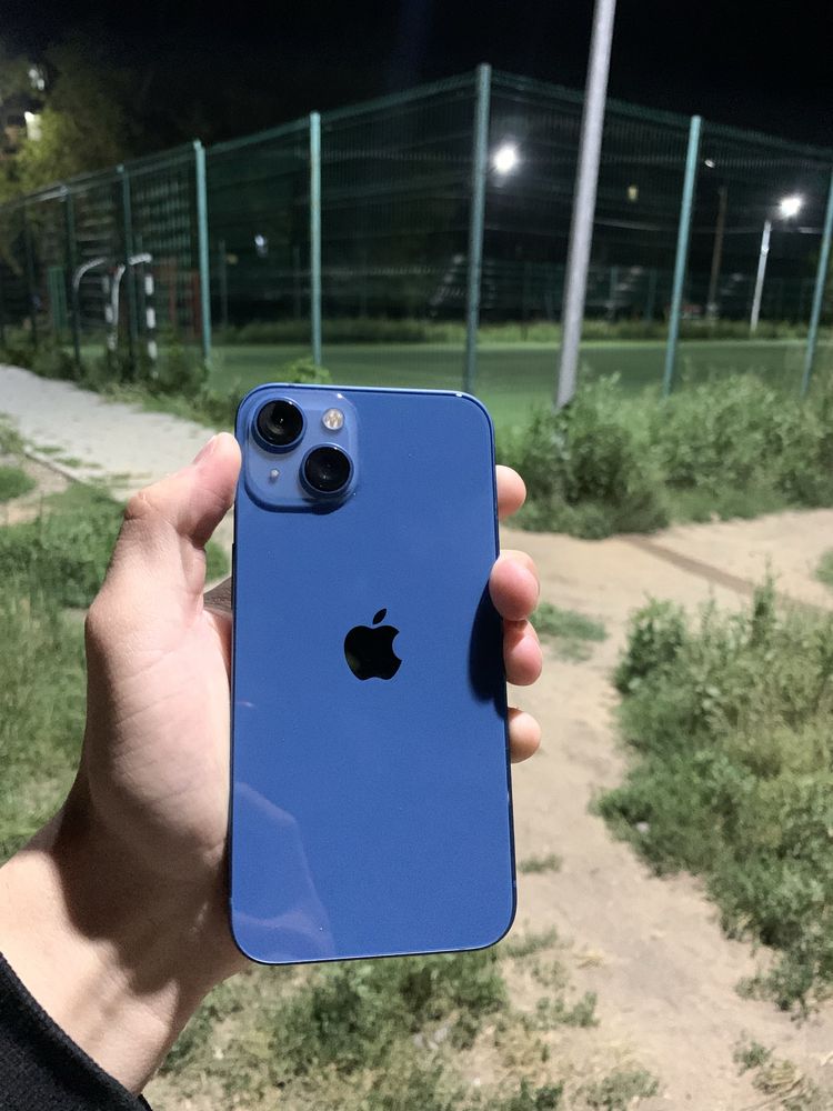 Продам Apple Iphone 13