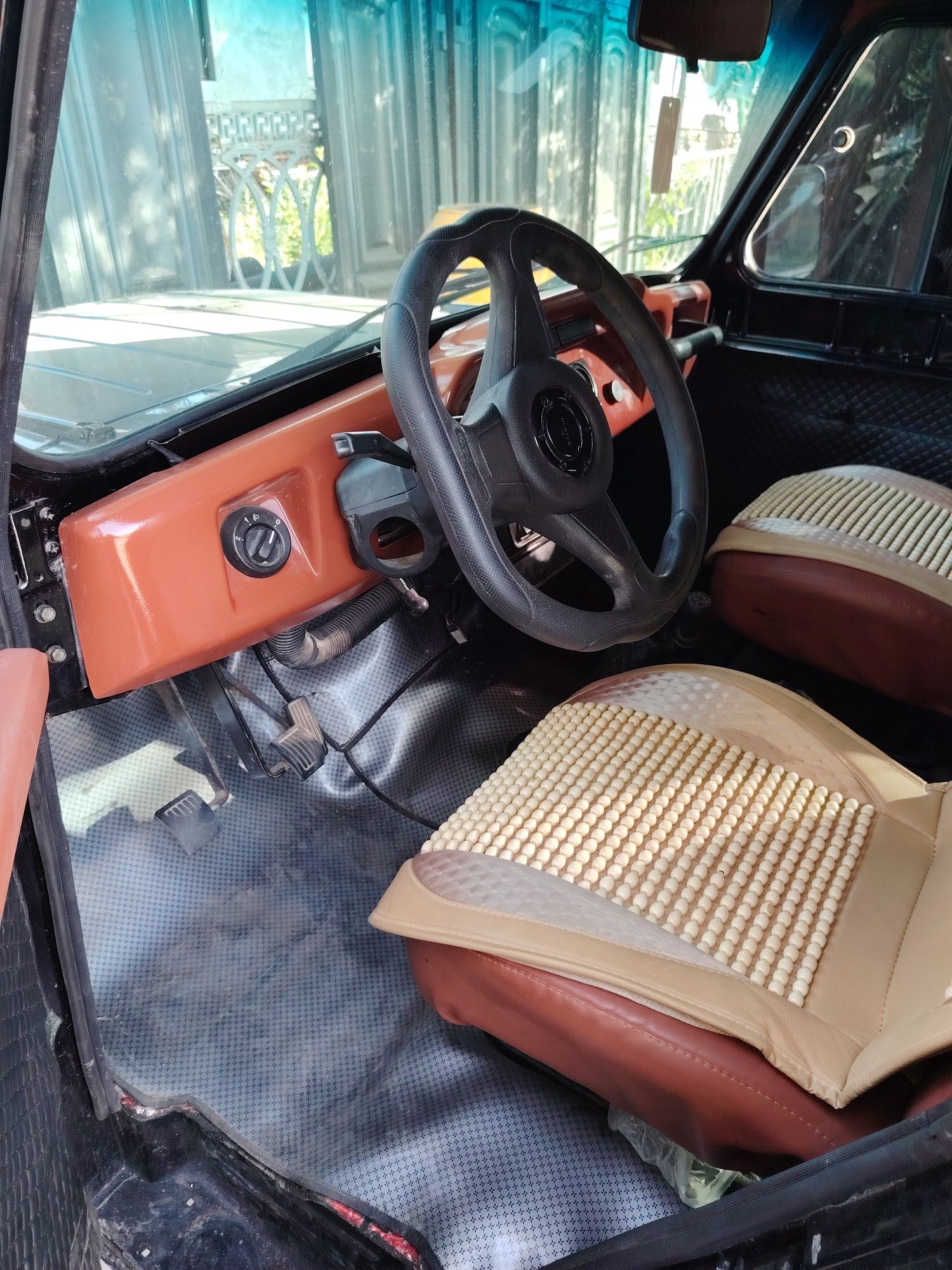 UAZ  Hunter sotiladi