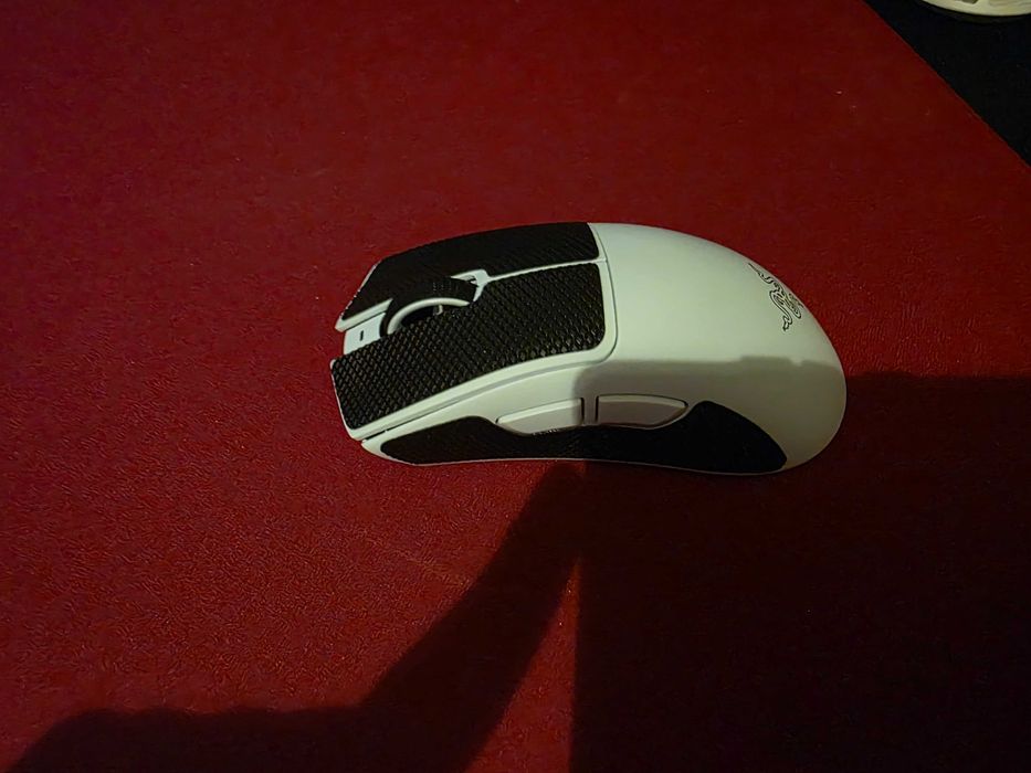 Razer deathadder v4 pro wireless white