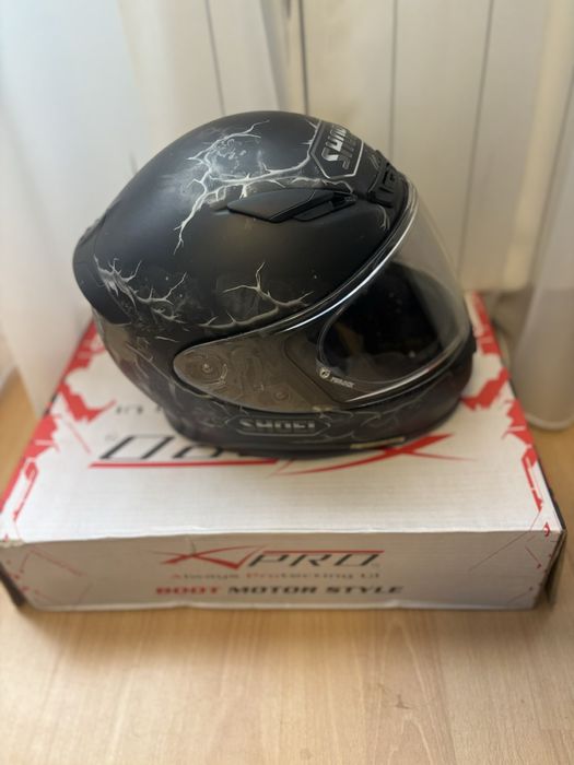 Каска Shoei NXR с фотохроматичен визьор