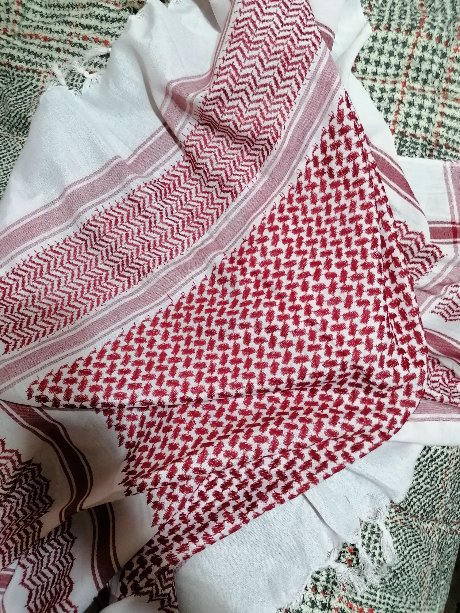 Палестински шал shemagh различни видове