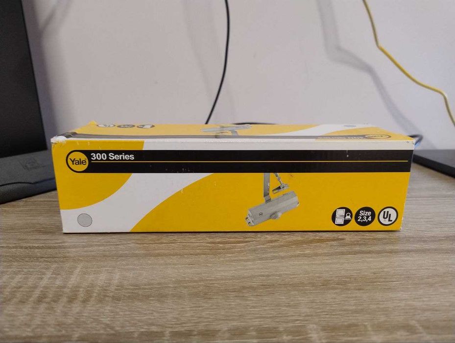Автомат за врати YALE Y300