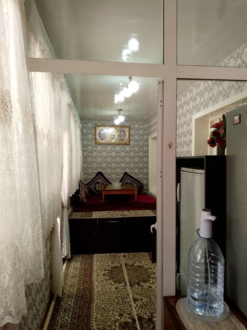 Продается квартира Карасу 2  5ти комнатная  1ый этаж