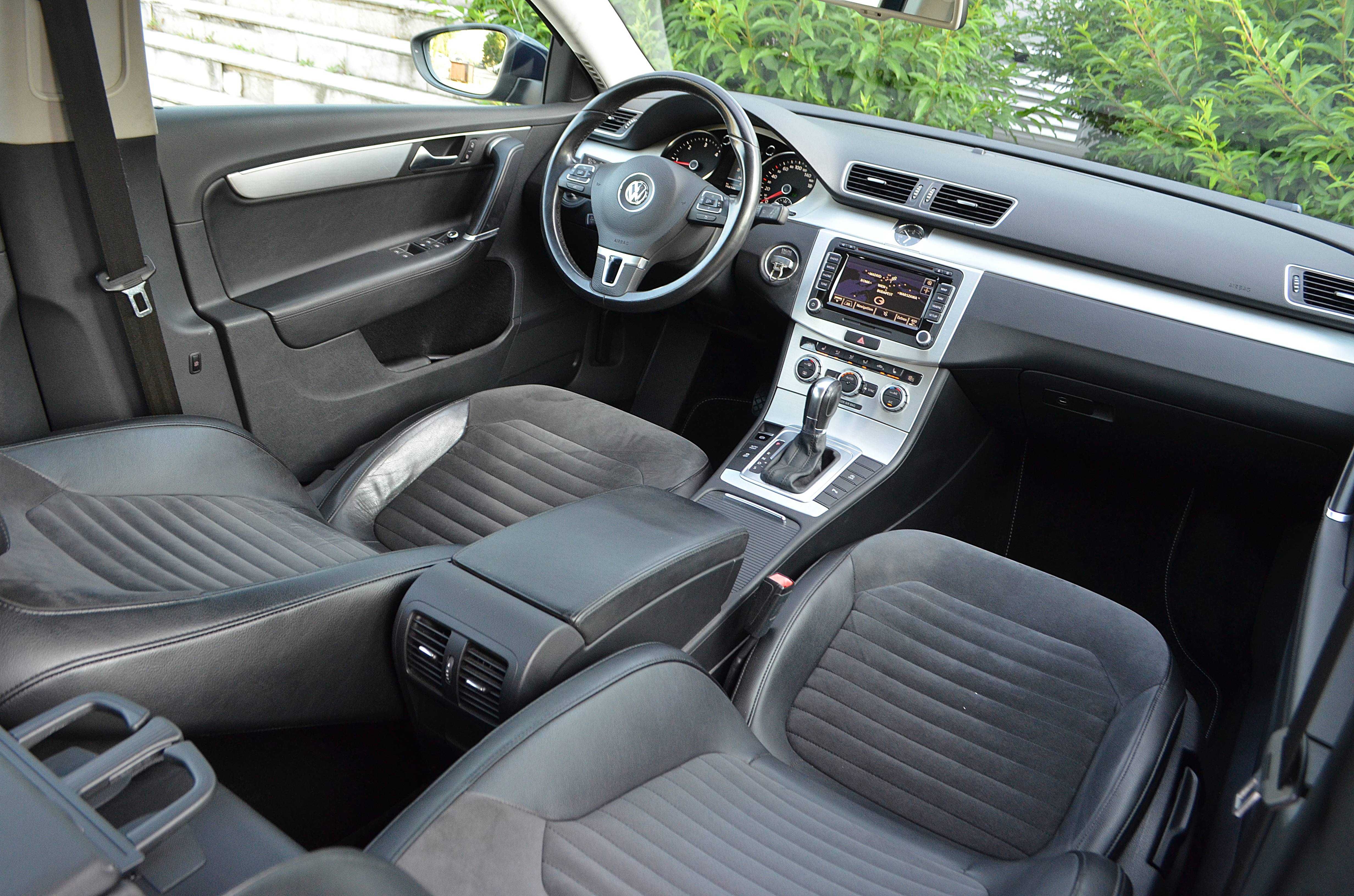 VW Passat B7 2.0tdi 177cp E5 Autom DSG Xenon Alcantara Clima Noua Navy