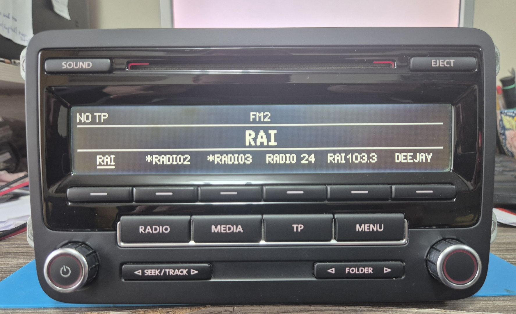vw RCD 310 Delphi mp3 + code!
