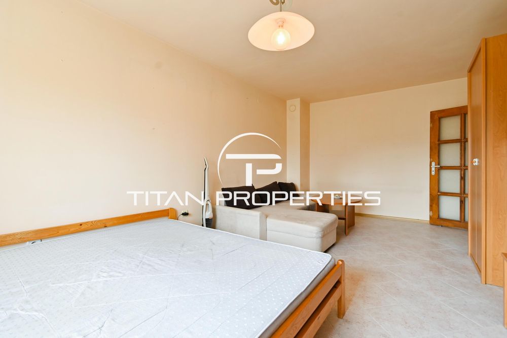 Продава се Двустаен апартамент в София, Слатина - 70 кв.м за 2572 €/кв.м - Снимка #3