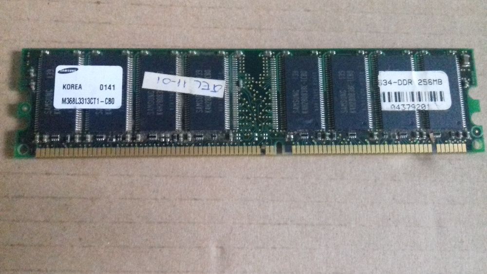 Memorii RAM 256MB