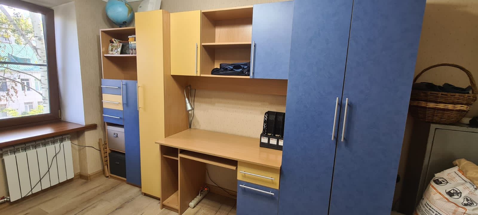 Продам стенку-горку