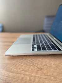 Macbook Air M1 (2020) в очень хорошем состоянии