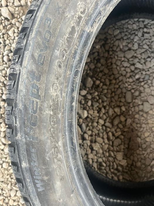275/40 r20 de iarna 2 buc f bune HANKOOK